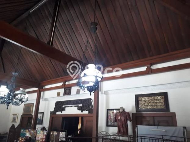 Hunian Mewah Siap Huni LT 851m2 di Kraton, Yogyakarta Hunian Mewah Siap Huni LT 851m2 di Kraton, Yogyakarta