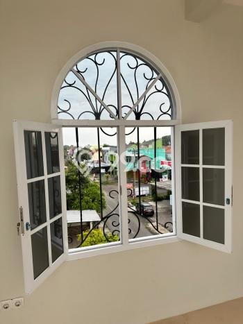 Hunian Cantik Modern Lb 222m2 di Cilacap Tengah, Cilacap Hunian Cantik Modern Lb 222m2 di Cilacap Tengah, Cilacap