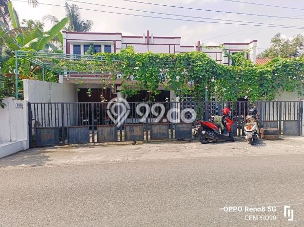 Dijual Cepat Rumah Favorit Siap Huni LB 200m2 di Purwokerto Selatan, Banyumas Dijual Cepat Rumah Favorit Siap Huni LB 200m2 di Purwokerto Selatan, Banyumas