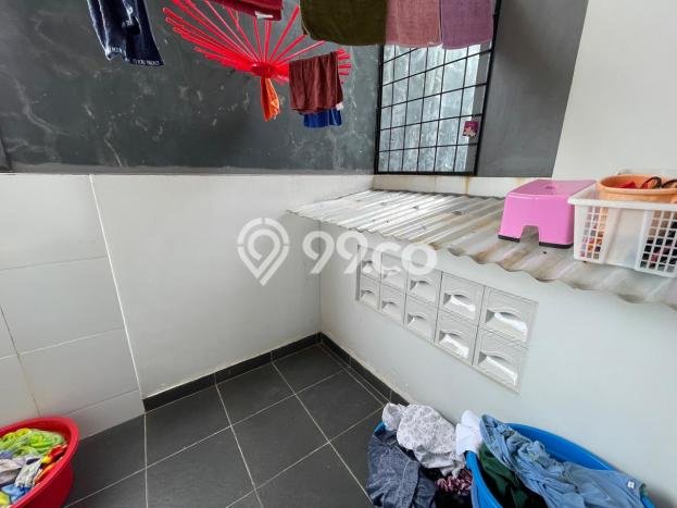 Rumah Luas Asri 3 KT Siap Pakai di Tanjung Duren Jakarta Barat Rumah Luas Asri 3 KT Siap Pakai di Tanjung Duren Jakarta Barat