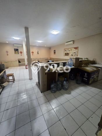 Unit Ruko Dijual di Jakarta Barat LT 227m2 & LB 330m2 Unit Ruko Dijual di Jakarta Barat LT 227m2 & LB 330m2
