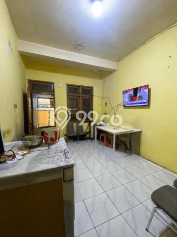 Rumah Luas Asri 3 KT Siap Pakai di Jelambar Jakarta Barat Rumah Luas Asri 3 KT Siap Pakai di Jelambar Jakarta Barat