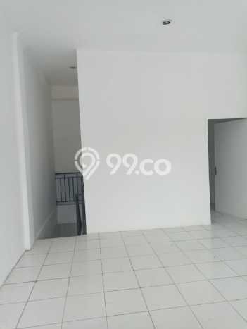 Disewakan! Rumah 2 Kamar Tidur &
2 Kamar Mandi di Jelambar, Jakarta Barat Disewakan! Rumah 2 Kamar Tidur &
2 Kamar Mandi di Jelambar, Jakarta Barat