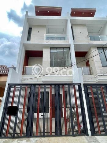 Hunian Elit LB 175m2 Siap Pakai Desain Elegan di Jelambar, Jakarta Barat Hunian Elit LB 175m2 Siap Pakai Desain Elegan di Jelambar, Jakarta Barat