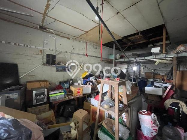 Rumah Luas Asri 1 KT Siap Pakai di Jelambar Jakarta Barat Rumah Luas Asri 1 KT Siap Pakai di Jelambar Jakarta Barat