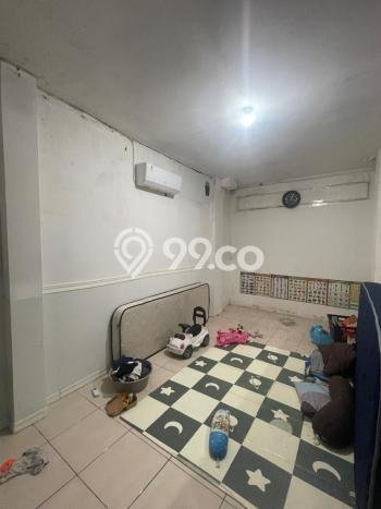 Dijual Hunian Rumah Terawat 5 KT di Jelambar, Jakarta Barat Dijual Hunian Rumah Terawat 5 KT di Jelambar, Jakarta Barat