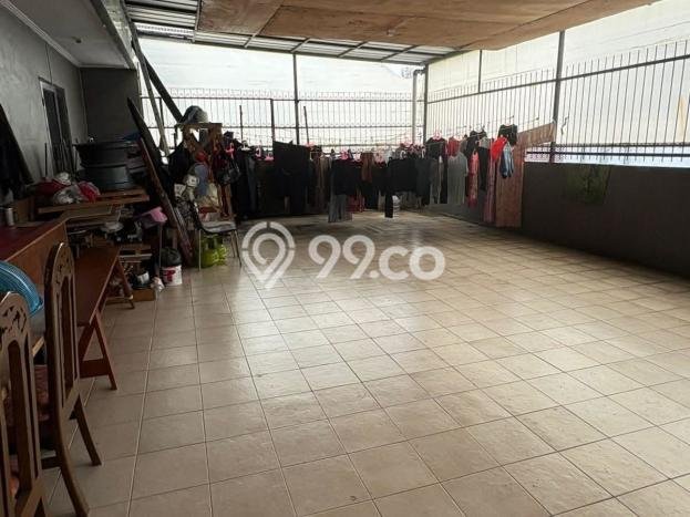 Jual Rumah Luas Elegan Dengan View Eksklusif di Jelambar, Jakarta Barat Jual Rumah Luas Elegan Dengan View Eksklusif di Jelambar, Jakarta Barat