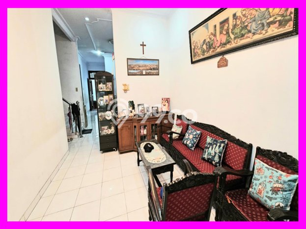 For Sale! Premium House LT 174m2 Desain Elegan di Jelambar For Sale! Premium House LT 174m2 Desain Elegan di Jelambar