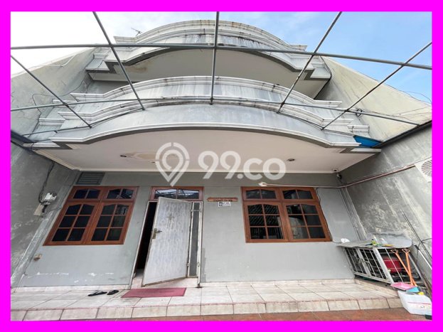 Rumah Mewah LB 292m2 Siap Pakai Desain Elegan di Jelambar, Jakarta Barat Rumah Mewah LB 292m2 Siap Pakai Desain Elegan di Jelambar, Jakarta Barat