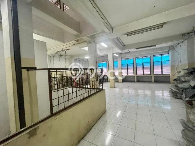 Rumah Luxury Modern Siap Huni di Jelambar Jakarta Barat Rumah Luxury Modern Siap Huni di Jelambar Jakarta Barat