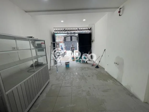 Disewakan Ruko di Pusat Kota Jakarta Barat Ramai Strategis Disewakan Ruko di Pusat Kota Jakarta Barat Ramai Strategis