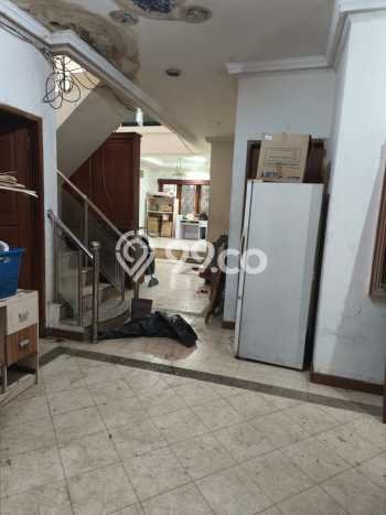 Hunian Super Mewah dengan Akses Paling Strategis di Jelambar, Jakarta Barat Hunian Super Mewah dengan Akses Paling Strategis di Jelambar, Jakarta Barat