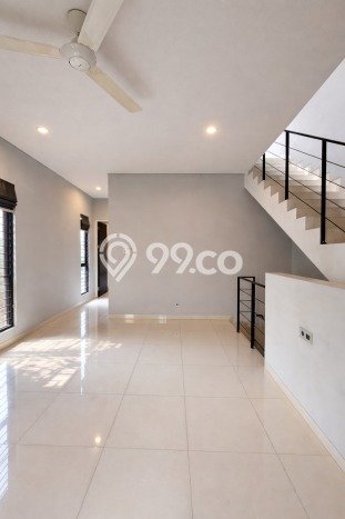 Dijual Hunian Rumah Nyaman 4 Kamar di Duri Kepa, Jakarta Barat Dijual Hunian Rumah Nyaman 4 Kamar di Duri Kepa, Jakarta Barat