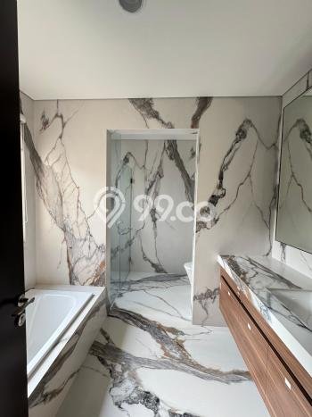 Ready to Use! Premium House LT 336m2 Desain Elegan di BSD City Ready to Use! Premium House LT 336m2 Desain Elegan di BSD City