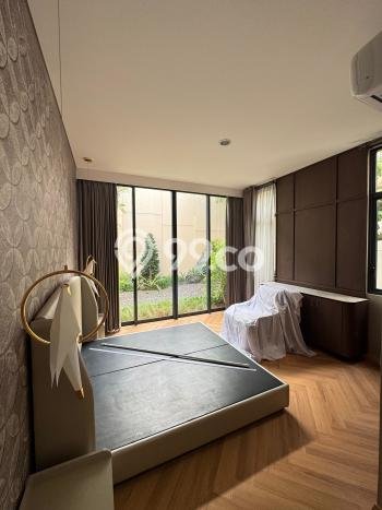 Ready to Use! Premium House LT 336m2 Desain Elegan di BSD City Ready to Use! Premium House LT 336m2 Desain Elegan di BSD City