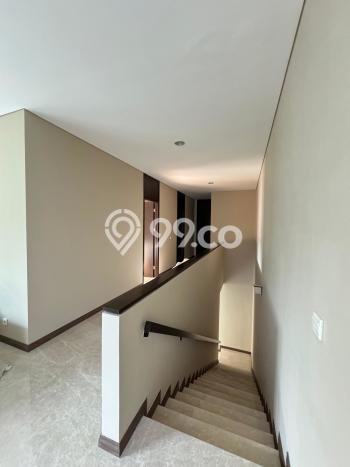 Ready to Use! Premium House LT 336m2 Desain Elegan di BSD City Ready to Use! Premium House LT 336m2 Desain Elegan di BSD City