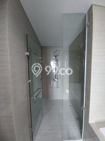 Apartemen Sewa 2 Kamar Murah Siap Huni di Tangerang, Luas 121m2 Apartemen Sewa 2 Kamar Murah Siap Huni di Tangerang, Luas 121m2