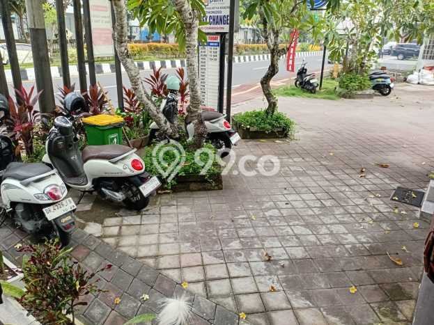Unit Komersial Disewakan di Nusa Dua di Area Ramai & Strategis Unit Komersial Disewakan di Nusa Dua di Area Ramai & Strategis