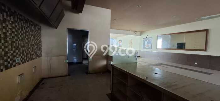 Disewakan Ruko di Kawasan Ramai Gatot Subroto Luas 162m2 Disewakan Ruko di Kawasan Ramai Gatot Subroto Luas 162m2