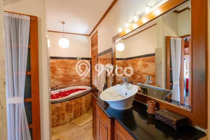 Available Vila untuk Disewa di , Area 0m2m², Dekat Mudah Fasilitas Umum Available Vila untuk Disewa di , Area 0m2m², Dekat Mudah Fasilitas Umum