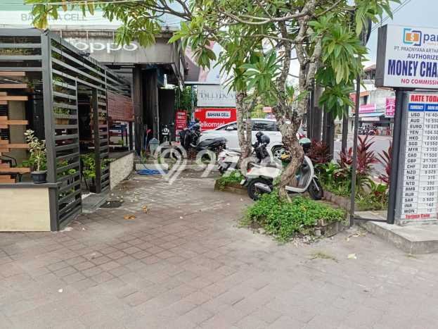 Unit Komersial Disewakan di Nusa Dua di Area Ramai & Strategis Unit Komersial Disewakan di Nusa Dua di Area Ramai & Strategis