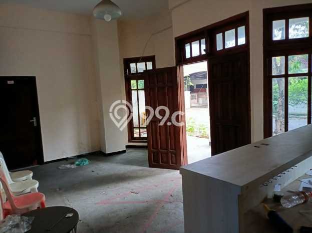 Siap Huni Rumah Mewah 21 Kamar di Wonocolo Dekat ke Mana Saja Siap Huni Rumah Mewah 21 Kamar di Wonocolo Dekat ke Mana Saja