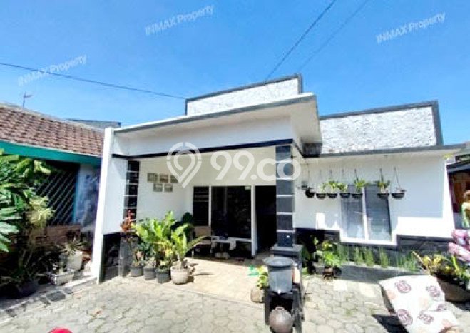 Rumah Modern 13 KT LT 538m2 di Oro-Oro Dowo Rumah Modern 13 KT LT 538m2 di Oro-Oro Dowo