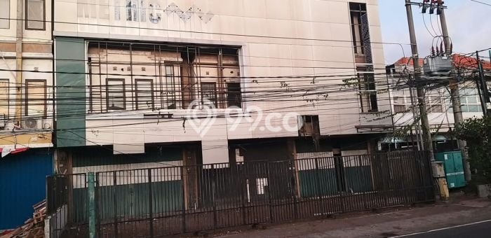 Unit Ruko Dijual di Kuta Selatan Badung 751m2 Unit Ruko Dijual di Kuta Selatan Badung 751m2