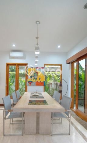 Vila Premium di , Luas 328m2m², Dekat Badung, Badung Vila Premium di , Luas 328m2m², Dekat Badung, Badung
