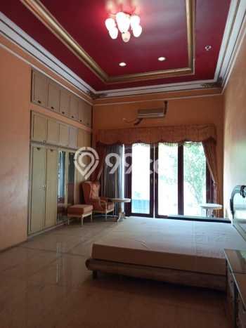 Rumah Luxury Modern Siap Huni di Kendangsari Surabaya Rumah Luxury Modern Siap Huni di Kendangsari Surabaya