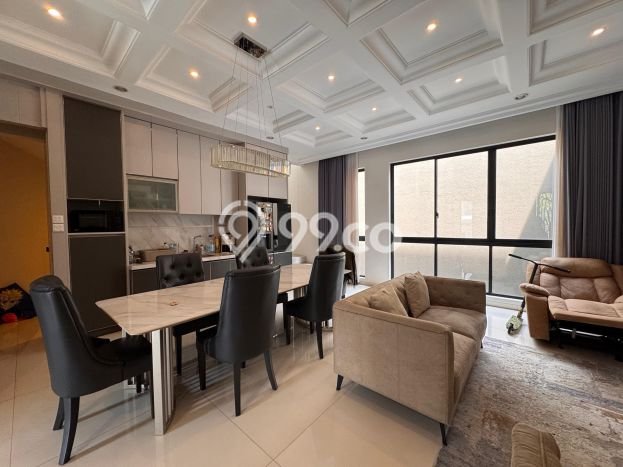 Rumah Elit LB 244m2 Siap Pakai Desain Elegan di Pakuwon Indah, Surabaya Rumah Elit LB 244m2 Siap Pakai Desain Elegan di Pakuwon Indah, Surabaya