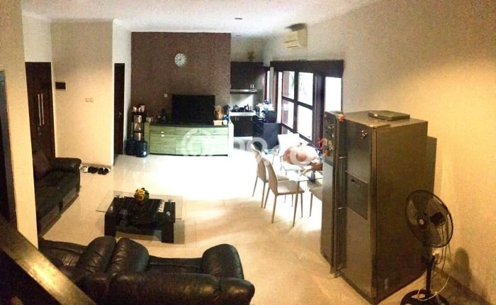 INVESTASI POTENSIAL! Vila Kawasan , Luas 151m2m², Lingkungan Strategis INVESTASI POTENSIAL! Vila Kawasan , Luas 151m2m², Lingkungan Strategis