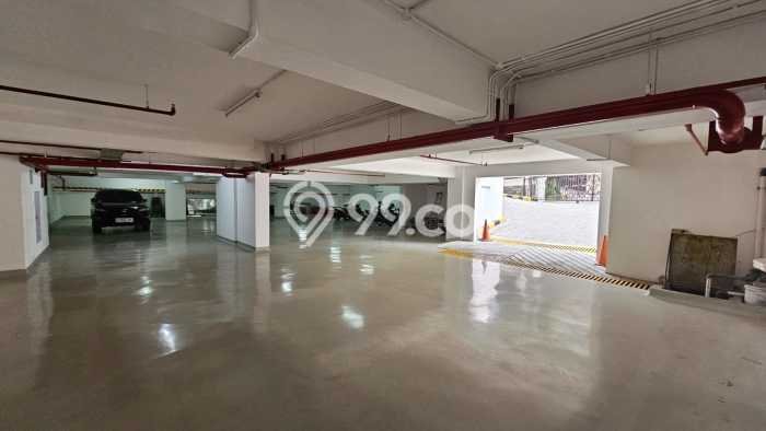 Untuk Dijual Komersial di Genteng Surabaya LT 1003m2 / LB 2426m2 Untuk Dijual Komersial di Genteng Surabaya LT 1003m2 / LB 2426m2