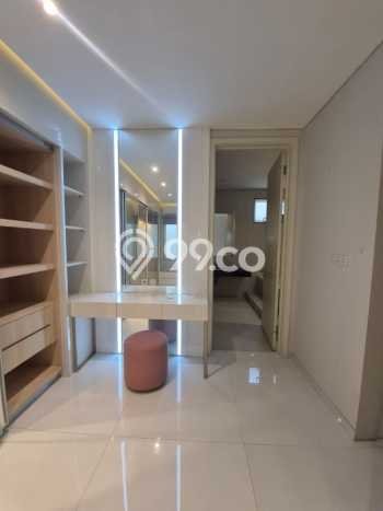 Hunian Elit LB 800m2 Siap Pakai Desain Elegan di Citraland, Surabaya Hunian Elit LB 800m2 Siap Pakai Desain Elegan di Citraland, Surabaya