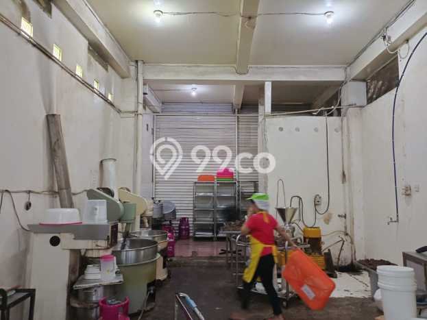 Unit Pabrik Dijual di Kuta Badung Luas Bangunan 3000m2 Unit Pabrik Dijual di Kuta Badung Luas Bangunan 3000m2
