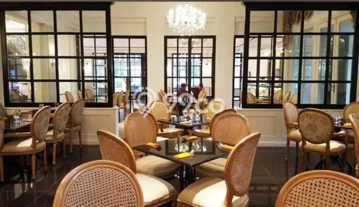 Jual Hotel Kawasan Bogor Barat, Luas 10150m2m², Area Komersial Jual Hotel Kawasan Bogor Barat, Luas 10150m2m², Area Komersial