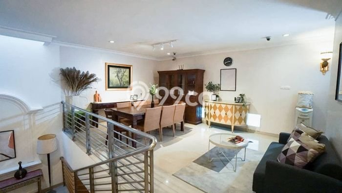 Kost Dijual di Kuningan dengan 40 KT dan Luas 666m2 Kost Dijual di Kuningan dengan 40 KT dan Luas 666m2