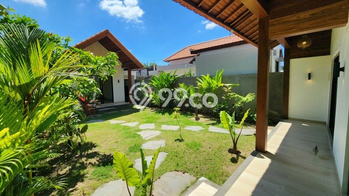 Rumah Sewa Badung LT 300m2 LB 150m2 Kawasan Kerobokan Rumah Sewa Badung LT 300m2 LB 150m2 Kawasan Kerobokan