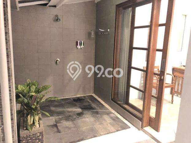 Rumah sewa siap pakai 3 Kamar Tidur di Petitenget, Badung Rumah sewa siap pakai 3 Kamar Tidur di Petitenget, Badung