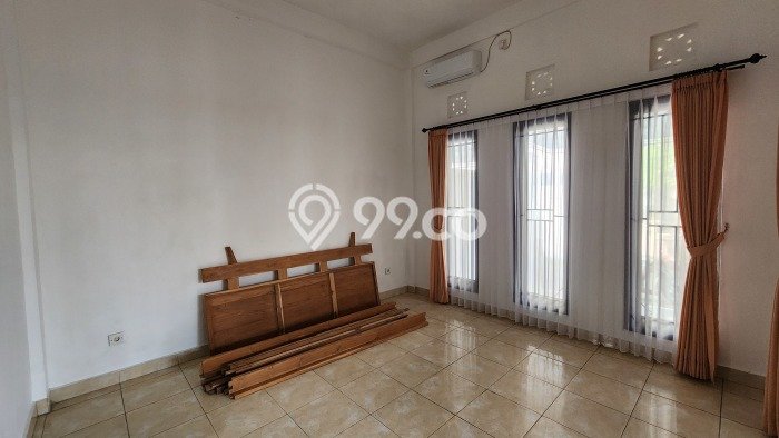 Lokasi strategis! Rumah siap huni disewakan di Denpasar Barat LB 150m2 Lokasi strategis! Rumah siap huni disewakan di Denpasar Barat LB 150m2
