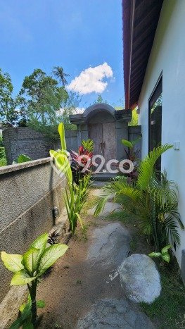 Rumah Sewa Badung LT 300m2 LB 150m2 Kawasan Kerobokan Rumah Sewa Badung LT 300m2 LB 150m2 Kawasan Kerobokan