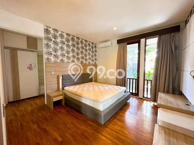 Hunian Mewah Dijual LT 440m2 di Denpasar Barat, Denpasar Hunian Mewah Dijual LT 440m2 di Denpasar Barat, Denpasar