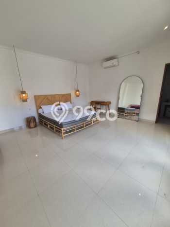 Disewakan! Rumah 3 Kamar Tidur &
3 Kamar Mandi di Canggu, Badung Disewakan! Rumah 3 Kamar Tidur &
3 Kamar Mandi di Canggu, Badung