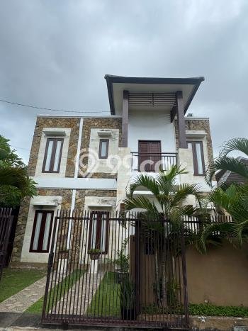 Rumah Kontrakan Badung LT 136m2 LB 204m2 Kawasan Nusa Dua Rumah Kontrakan Badung LT 136m2 LB 204m2 Kawasan Nusa Dua