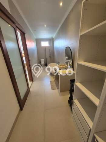 Disewakan! Rumah 3 Kamar Tidur &
3 Kamar Mandi di Canggu, Badung Disewakan! Rumah 3 Kamar Tidur &
3 Kamar Mandi di Canggu, Badung