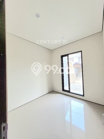 Rumah Luas Asri 3 KT Siap Huni di Bintaro Tangerang Selatan Rumah Luas Asri 3 KT Siap Huni di Bintaro Tangerang Selatan