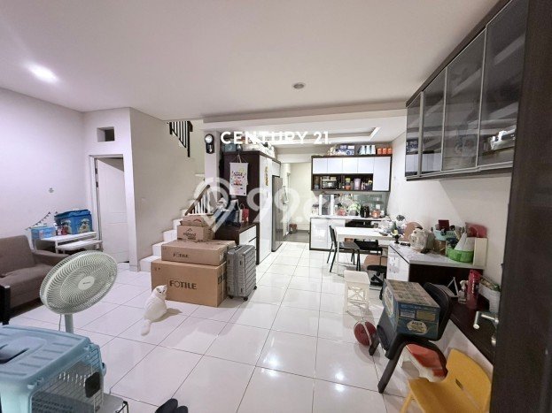 Rumah Minimalis 3 KT di BSD City Tangerang Unfurnished Rumah Minimalis 3 KT di BSD City Tangerang Unfurnished
