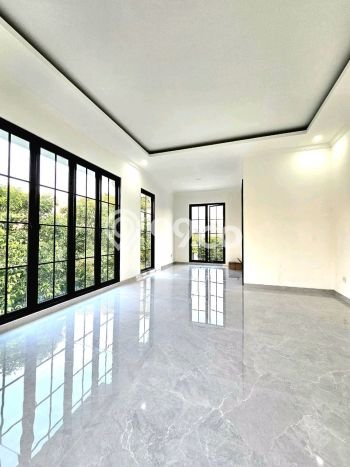 Dijual Rumah Luas Megah Dengan View Cantik di Bintaro, Tangerang Selatan Dijual Rumah Luas Megah Dengan View Cantik di Bintaro, Tangerang Selatan