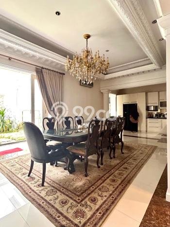 Dijual Rumah Luas Megah Dengan View Eksklusif di Pondok Indah, Jakarta Selatan Dijual Rumah Luas Megah Dengan View Eksklusif di Pondok Indah, Jakarta Selatan
