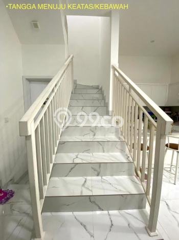 Hunian Mewah Siap Huni LT 180m2 di BSD, Tangerang Selatan Hunian Mewah Siap Huni LT 180m2 di BSD, Tangerang Selatan